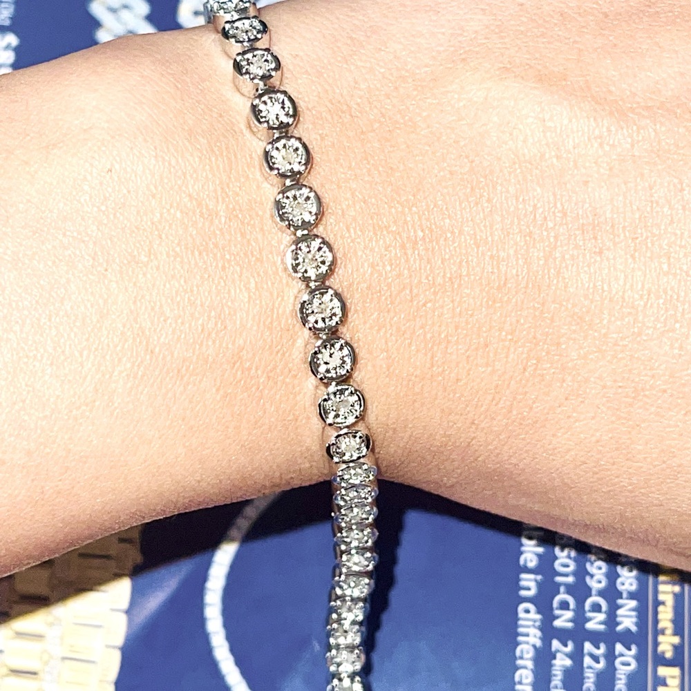Real diamond tennis bracelet, 1 ct natural diamonds FREE Diamond Hoops Huge sale